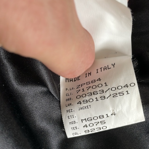 Giorgio Armani Womens Jacket 100% wool - Picture 7 of 7